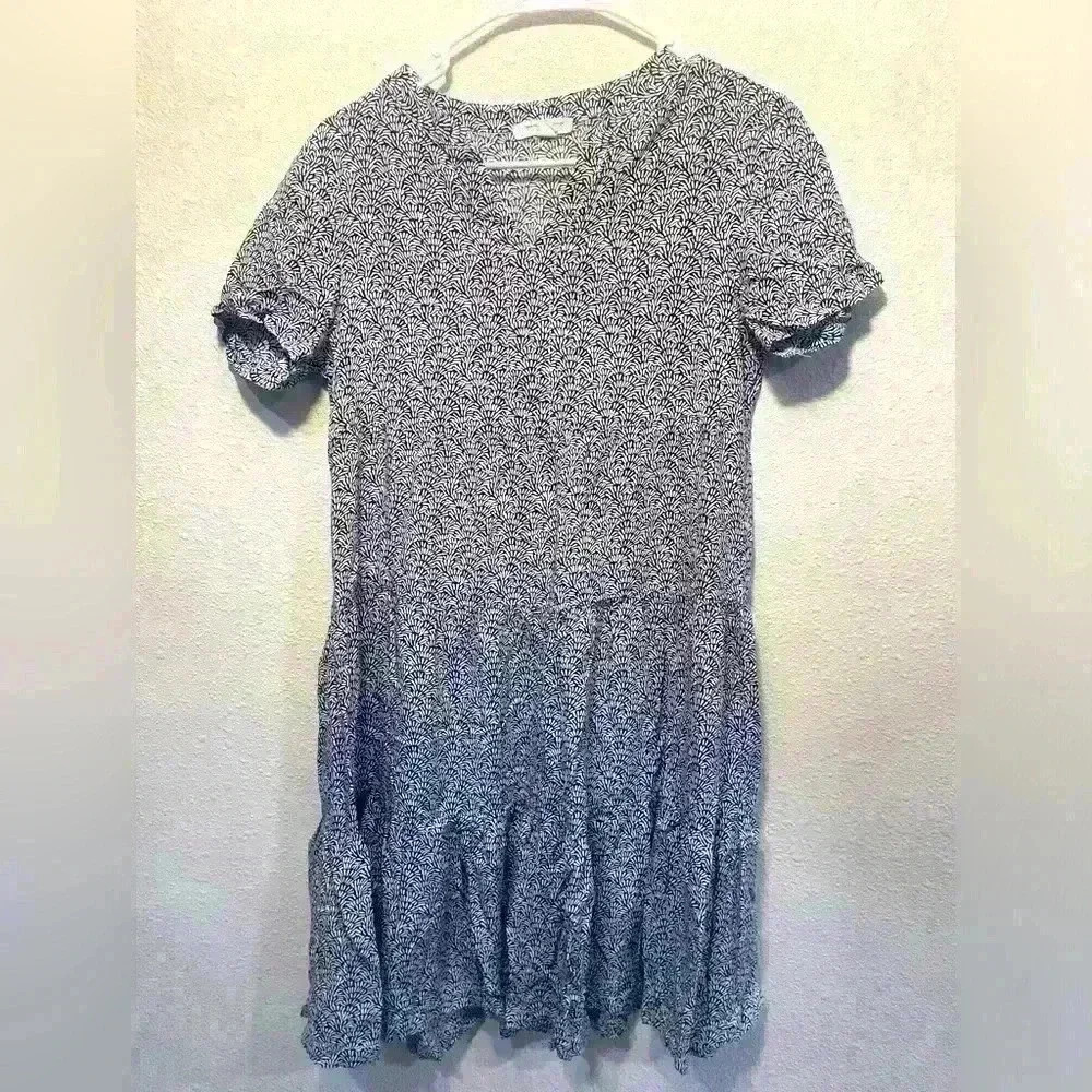 Beachlunchlounge Print Black and white dress- Size XS (fits closer to Small)